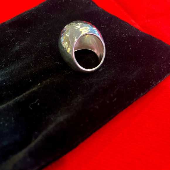 IPOLITA Classic Sterling Silver Hammered Dome Ring - Picture 7 of 11